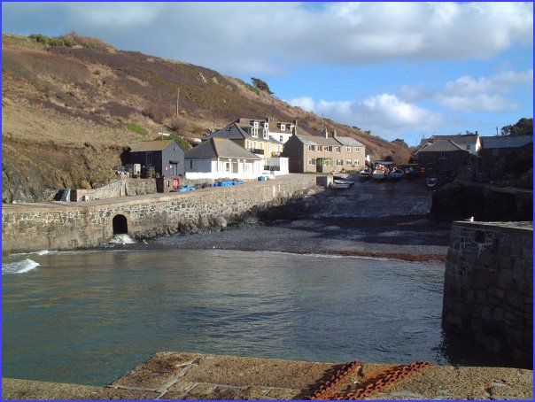 Mullion Harbour